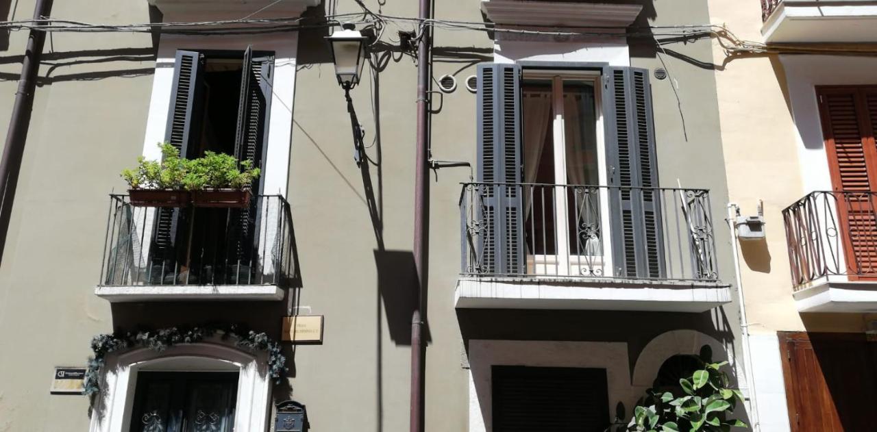 בארי Intendenza 32 Suite Historical Centre מראה חיצוני תמונה